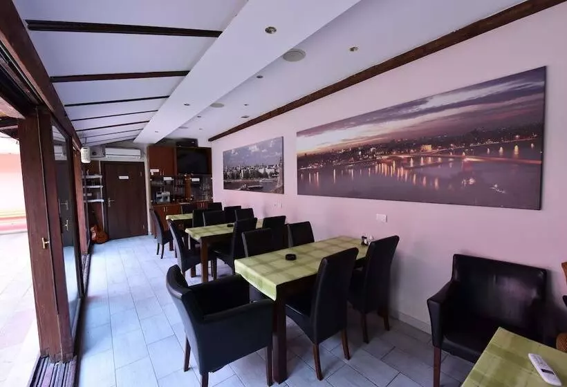 هتل Apartments & Accommodation Stojic