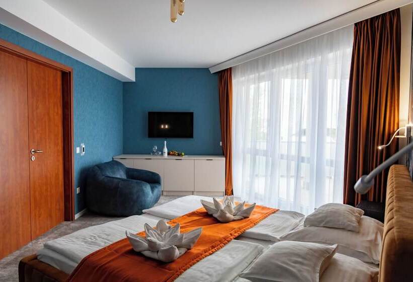 בית מלון כפרי Atlantis Wellness & Conference