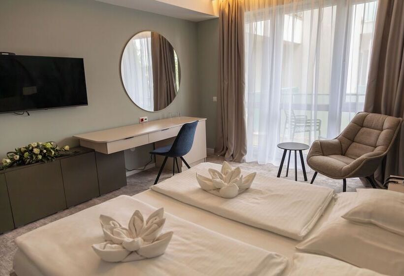 בית מלון כפרי Atlantis Wellness & Conference