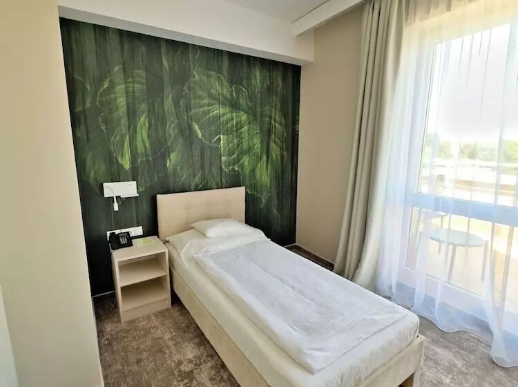 هتل Atlantis Wellness & Conference