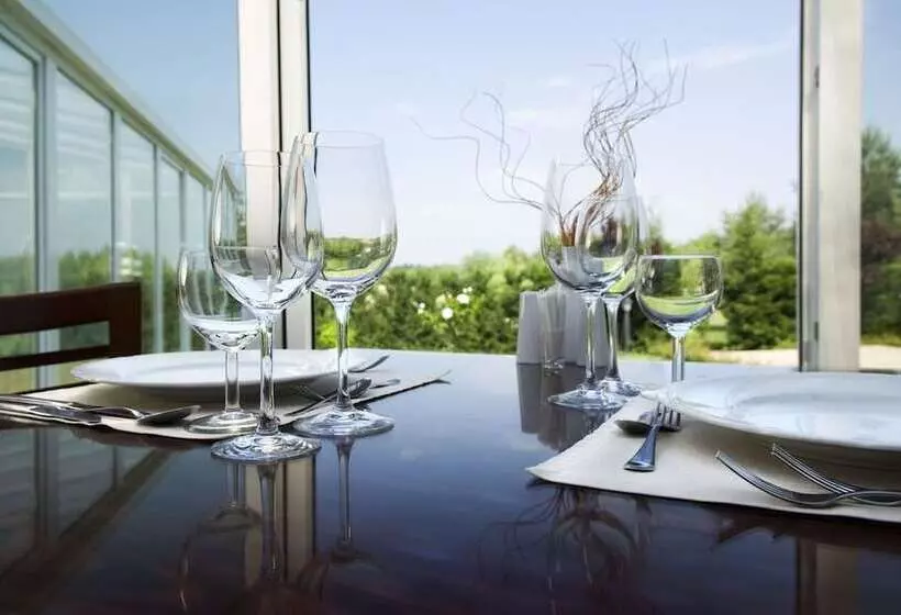 Отель Bodrogi Kúria Wellness