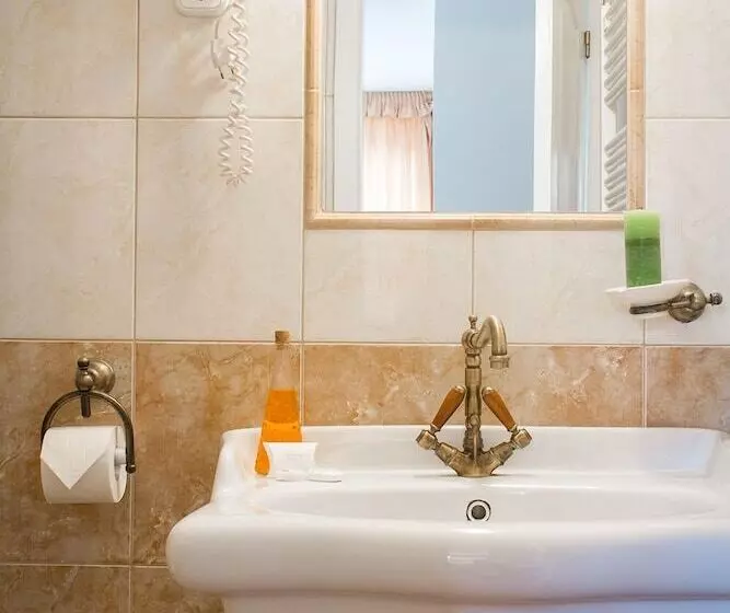 Отель Bodrogi Kúria Wellness