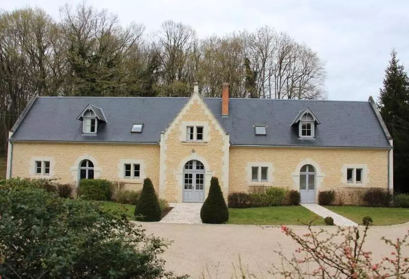 Отель Château De La Menaudière