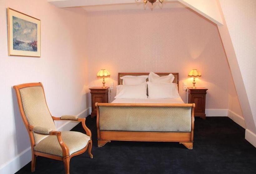 فندق Château De La Menaudière