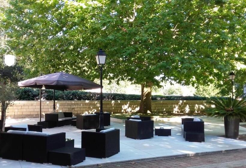 فندق Château De La Menaudière