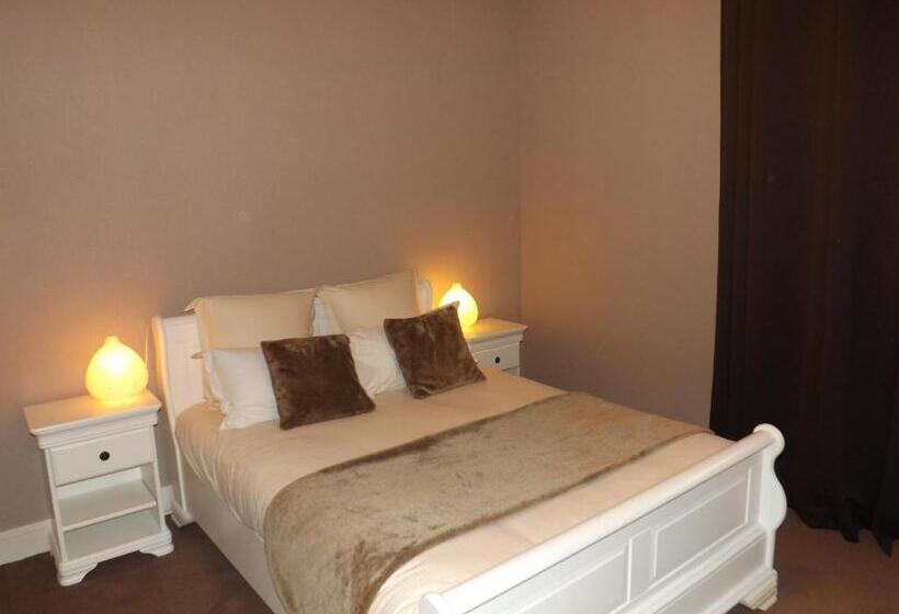 فندق Château De La Menaudière