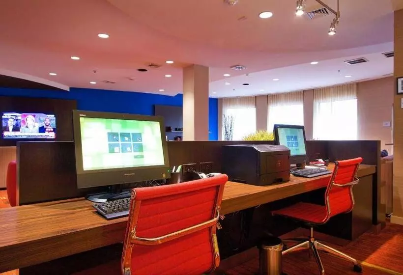 호텔 Courtyard Blacksburg