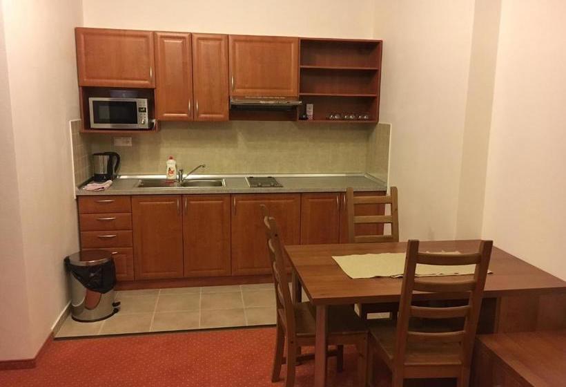 فندق Fatrapark 2 Apartments House