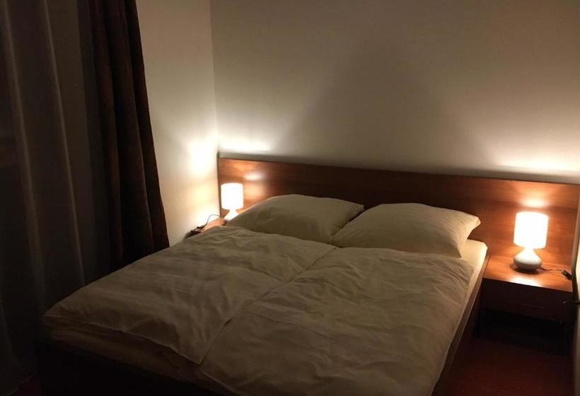 فندق Fatrapark 2 Apartments House