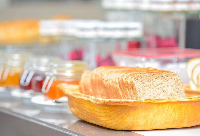 酒店 Golden Tulip Dammam Corniche