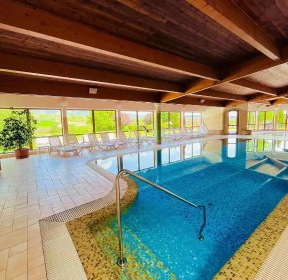 酒店 Hétkúti Wellness