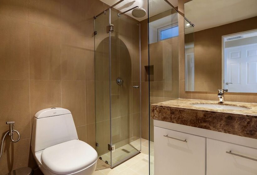 Hotel Kata Ocean View Residences