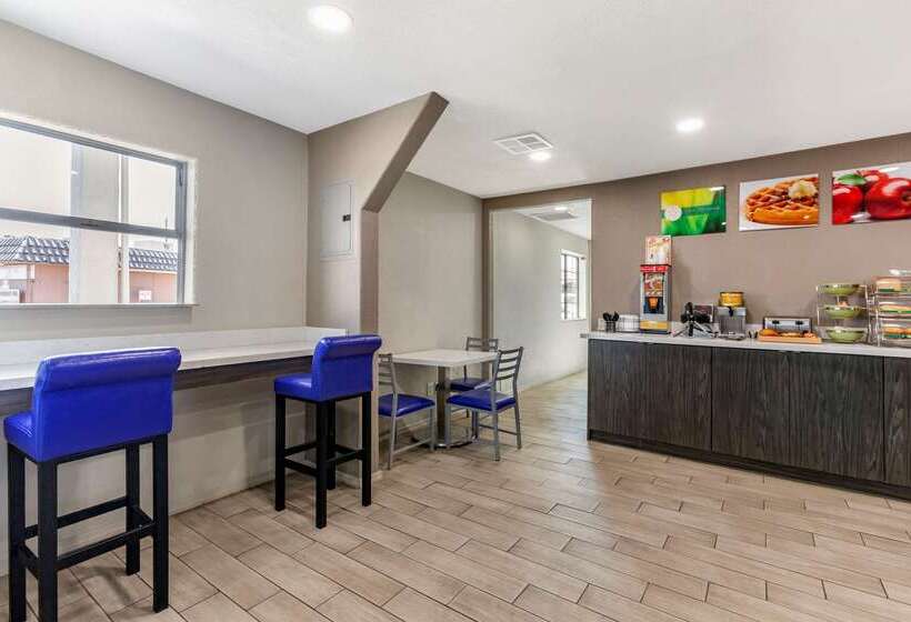 هتل Quality Inn Show Low