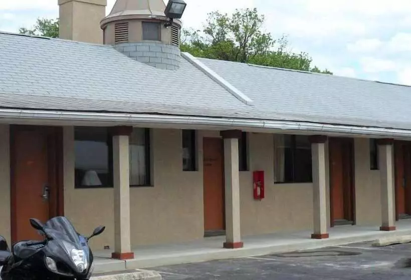 호텔 Red Carpet Inn Brooklawn