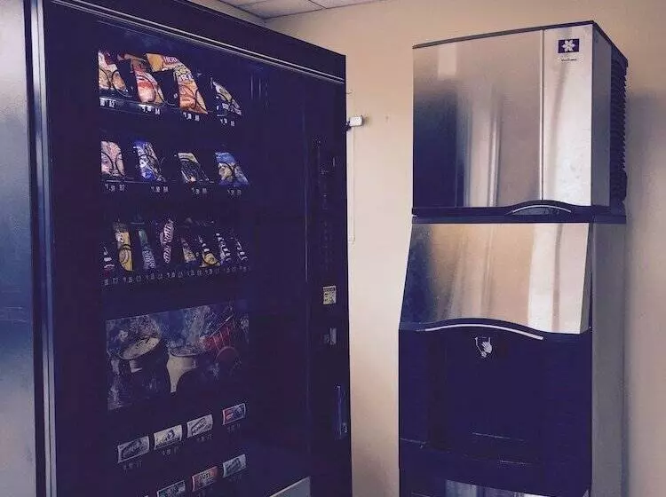 호텔 Red Carpet Inn Brooklawn