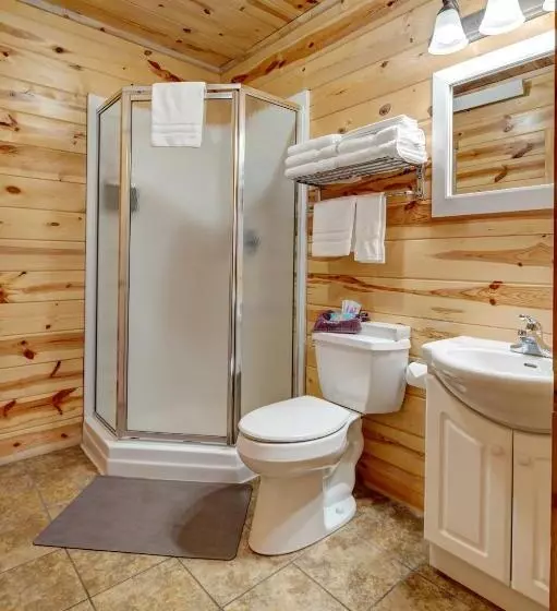 酒店 Rock Crest Lodge And Cabins