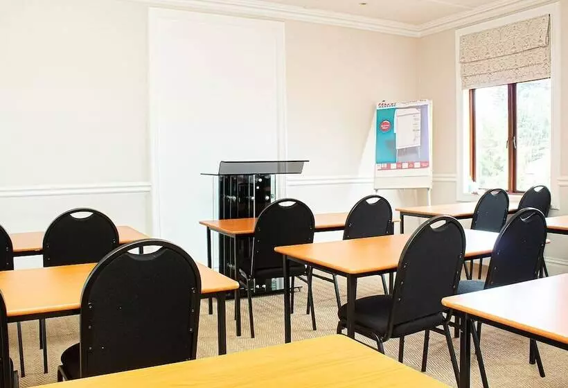 Hotel Roseland House