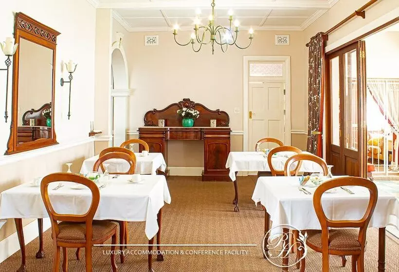 Hotel Roseland House