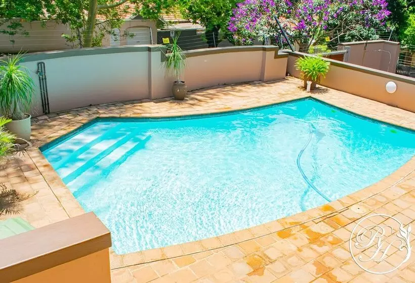 Hotel Roseland House