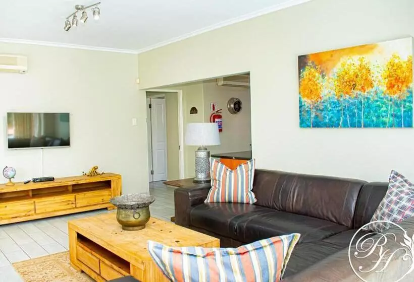 Hotel Roseland House