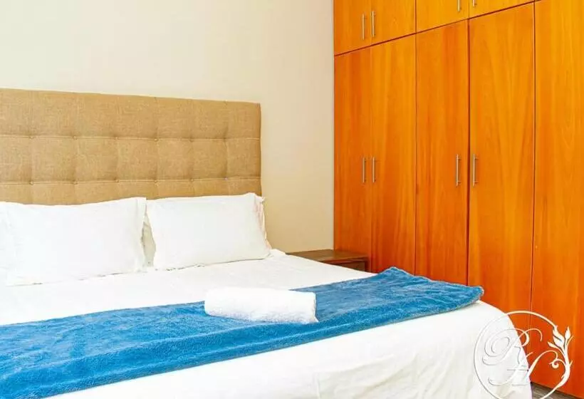 Hotel Roseland House