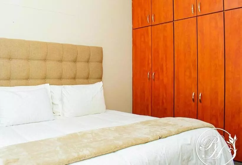 Hotel Roseland House