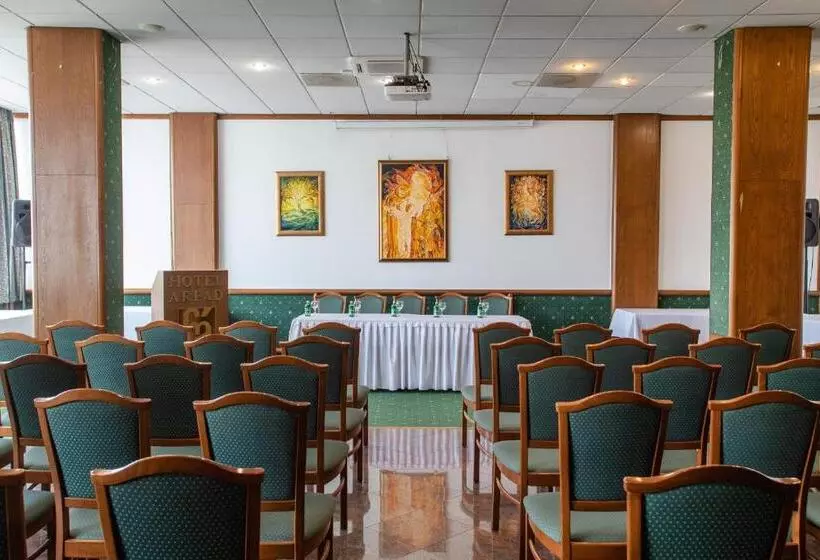 Hotell Árpád
