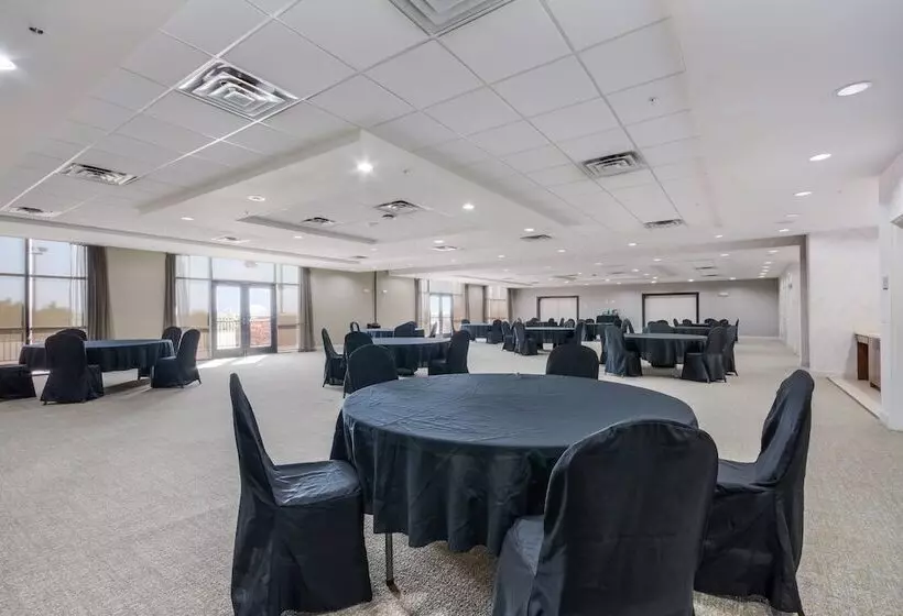 ホテル Springhill Suites By Marriott Enid