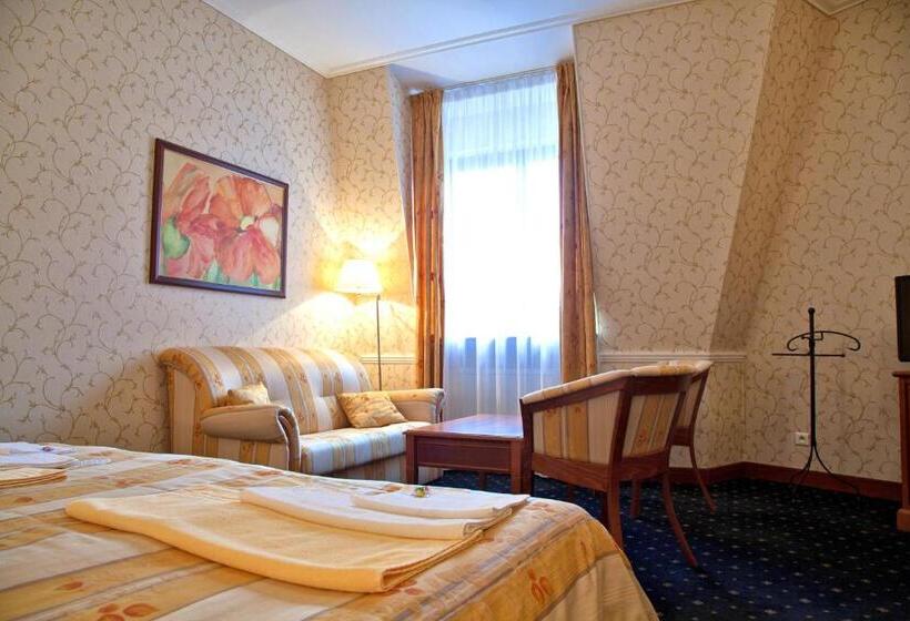 فندق Sv. Ludmila