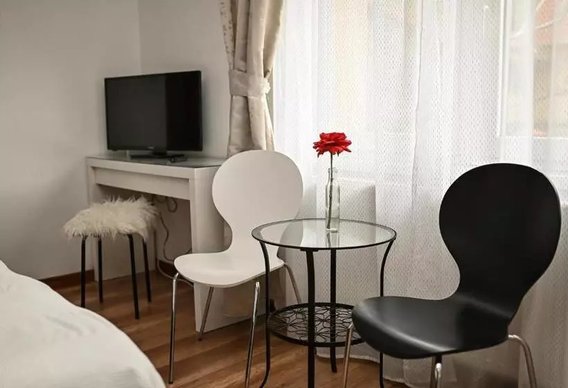 Hotel Vaskó Panzió Borpince