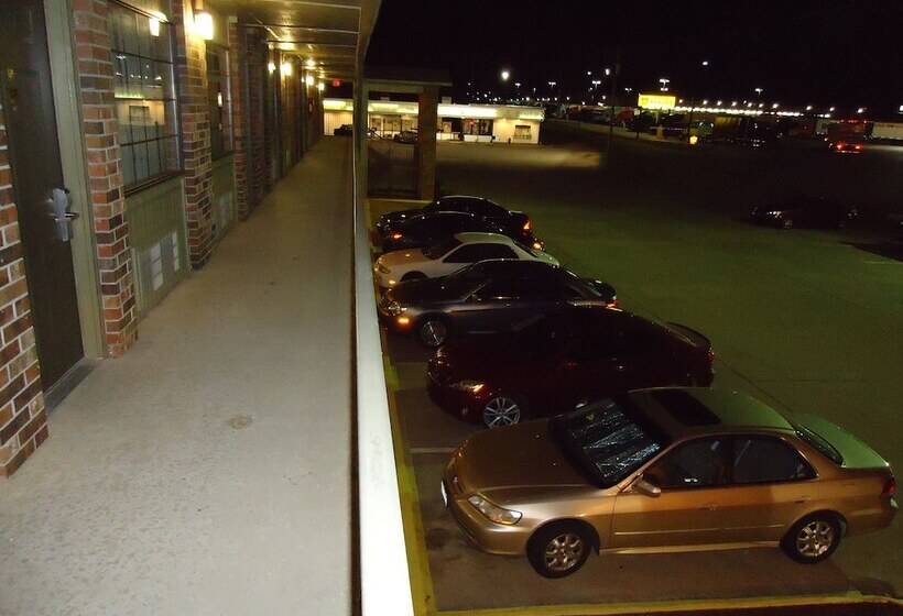 Отель Walnut Inn