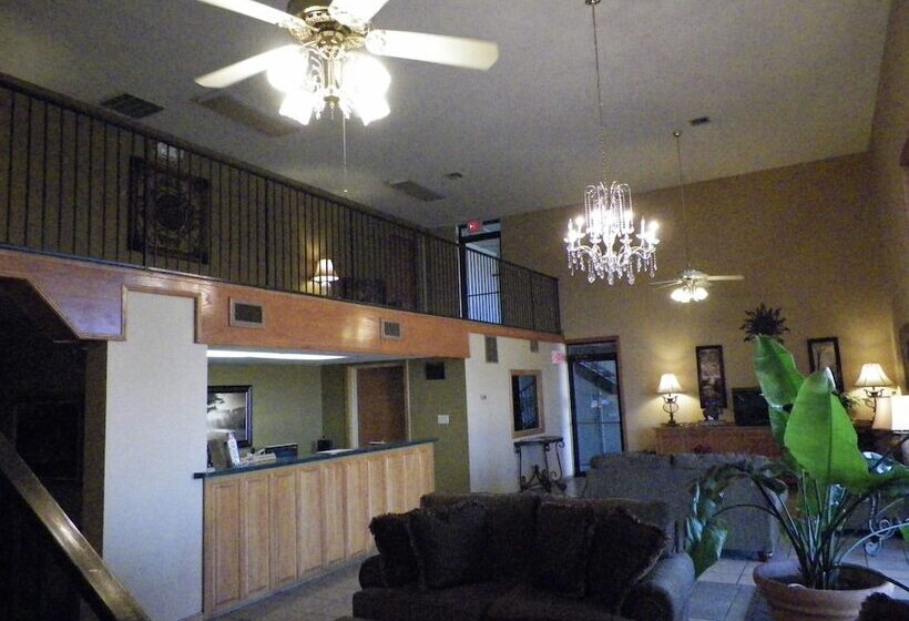 Отель Walnut Inn