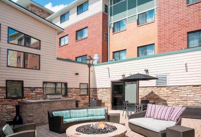 Residence Inn By Marriott Akron South/green