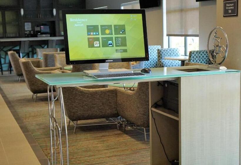 Residence Inn By Marriott Akron South/green