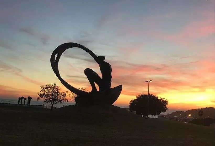 Charming 3 Bed Villa With Pool In Olhos De Agua