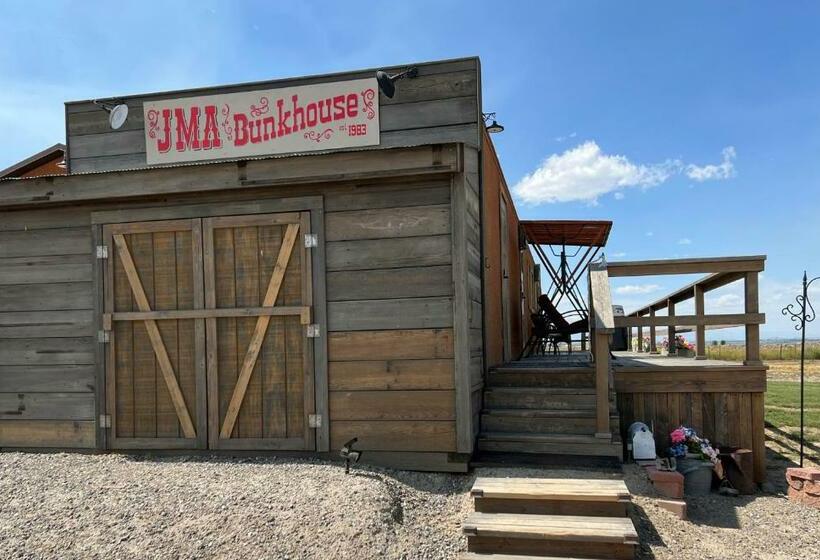 Jma Bunkhouse