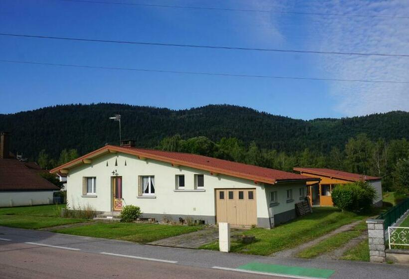 La Maison Et L étang   Grand Terrain Privé