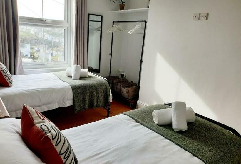 Seaside House Close To Harbour & Beach