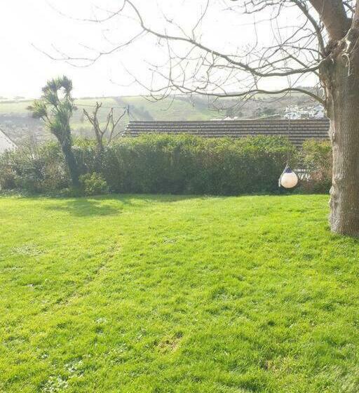 Seaside House Close To Harbour & Beach