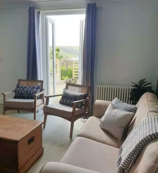 Seaside House Close To Harbour & Beach