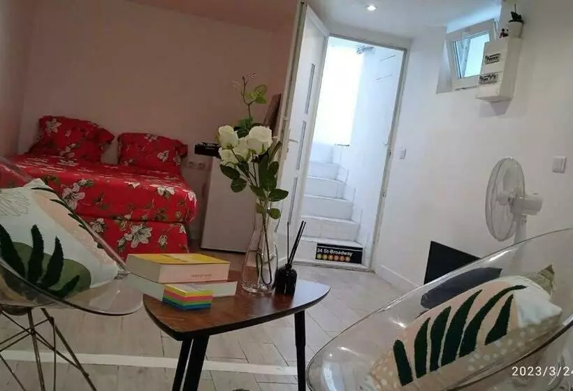 Superbe Et Vaste Logement Avec Wifi Gratuit