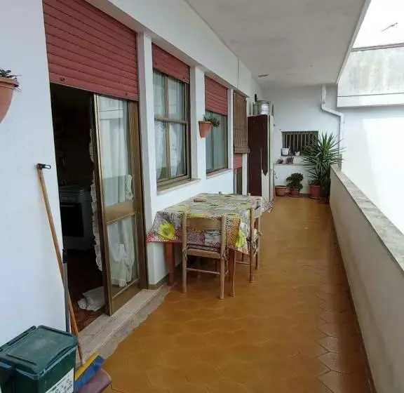 Casada Spazioso E Luminoso Appartamento