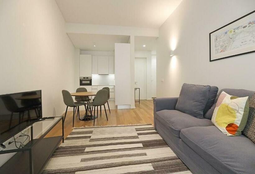 Flh Gaia Homey Flat With Pateo Iii