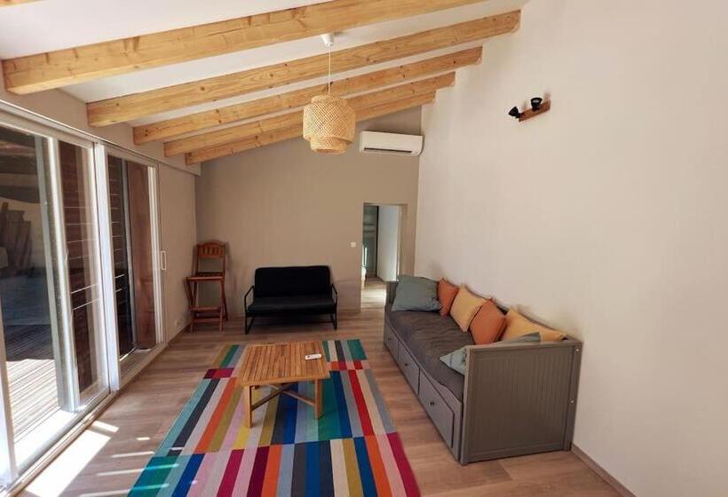 Petit Terme   Piscine   Clim   Parking