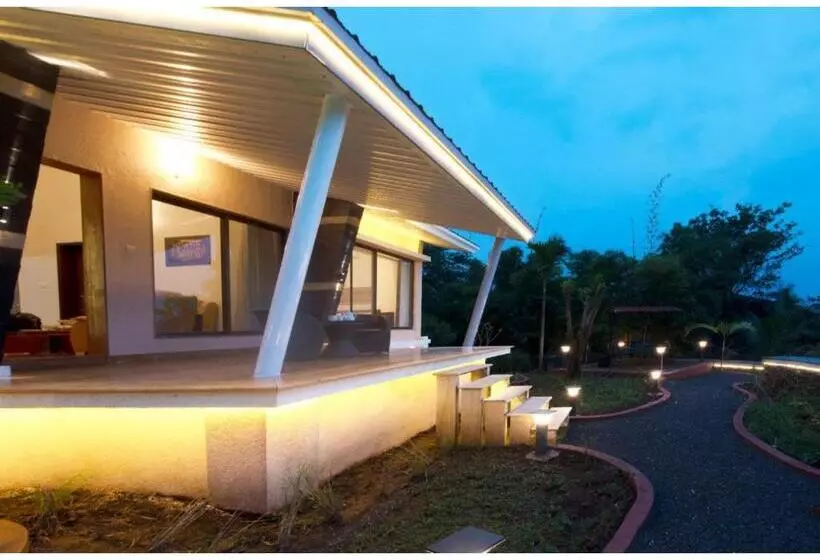 Fairlawn Villa