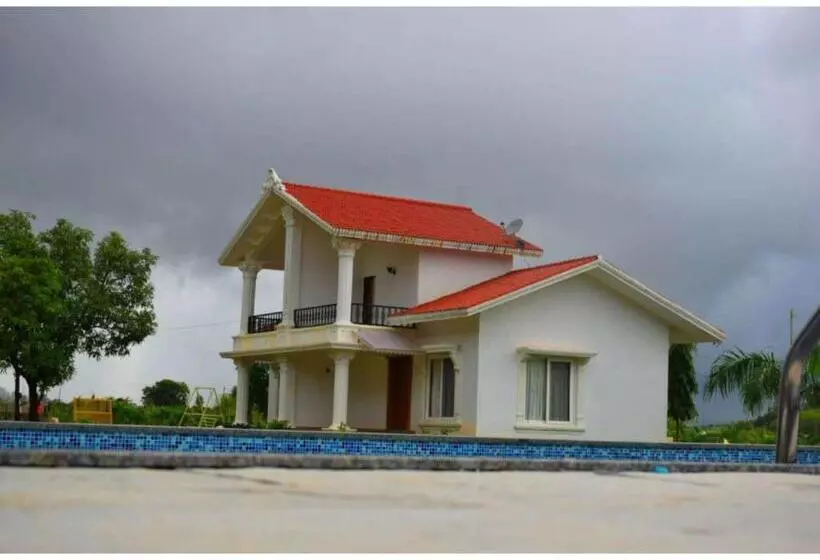 White Conch 2br