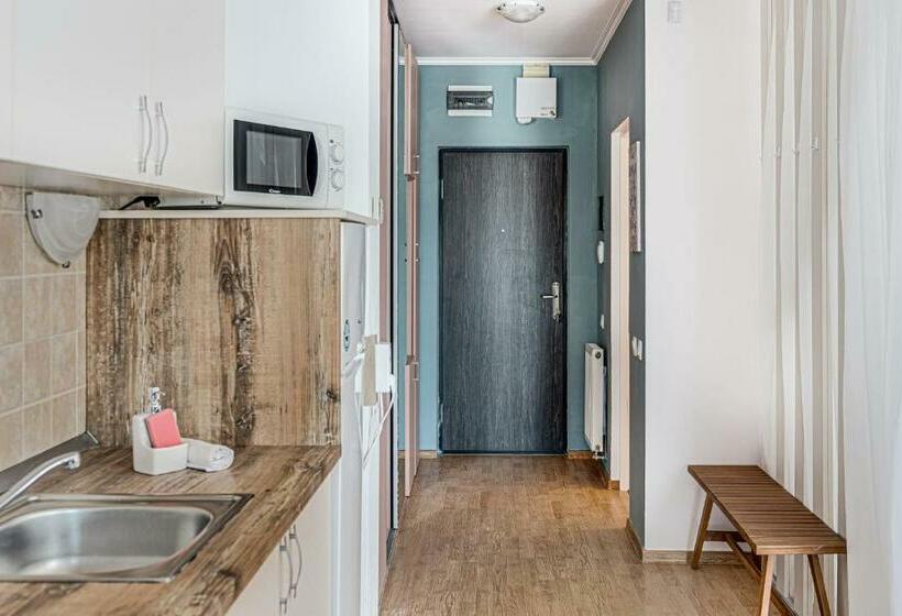 Ari Purple Studio With Free Parking