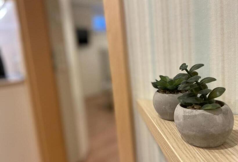 Moderne Ferienwohnung Zur Schlosshöhe