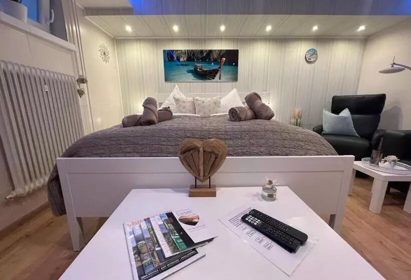 Moderne Ferienwohnung Zur Schlosshöhe