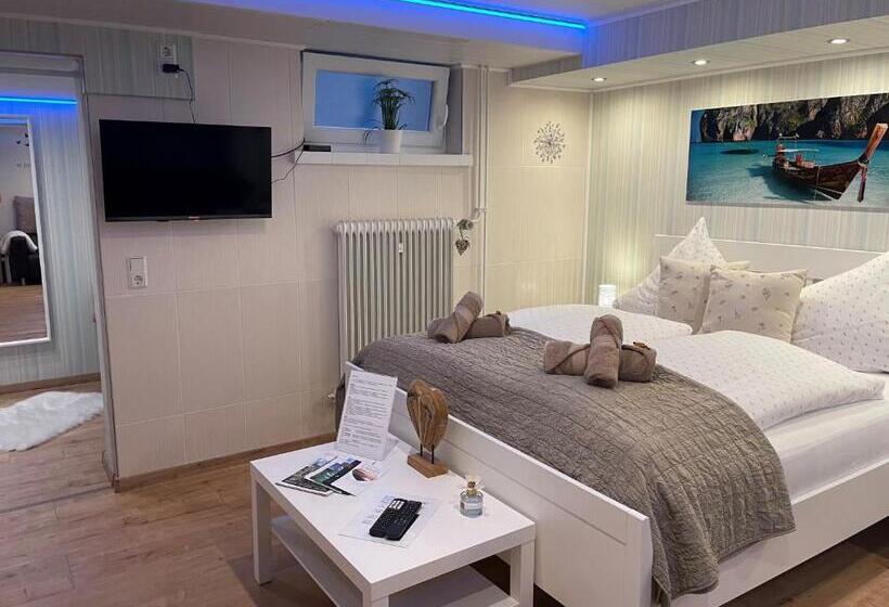 Moderne Ferienwohnung Zur Schlosshöhe